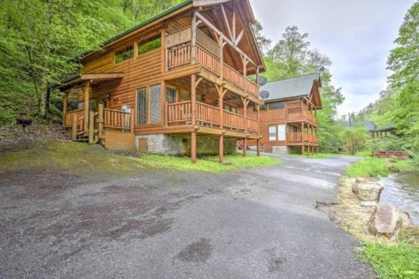 Smokey Max Cabin Pigeon Forge Kültér fotó
